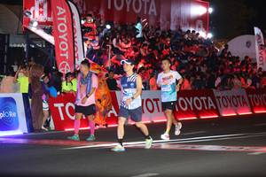 BIB: 2414003
                            <button type="button" onclick="openModal(23184683)" class="btn btn-primary btn-sm float-right btn-popup" data-toggle="modal" data-target=".modal-high-quality">
                        <i class="fas fa-shopping-cart"></i> Add to Cart
                    </button>
                                            <button type="button" onclick="isThisMe(23184683, true)" class="btn btn-success btn-sm float-right btn-popup btn-isme hidden" data-toggle="tooltip" data-placement="bottom" title="นี่คือรูปของคุณใช่ไหม คลิกที่นี่เพื่อเอาเข้าอัลบั้ม">
                        <i class="fas fa-plus"></i> Add to album
                    </button>
                    <button type="button" onclick="isThisMe(23184683, false)" class="btn btn-warning btn-sm float-right btn-popup btn-isnotme hidden">
                        <i class="fas fa-ban"></i> Remove from album
                    </button>